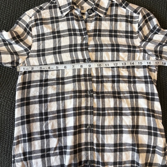 American Eagle Black and White Plaid Flannel Soft Boyfriend Fit Size XS - Picture 8 of 9